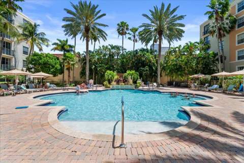 720 S Sapodilla Avenue #204, West Palm Beach FL - photo 18 of 33