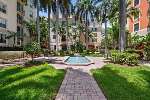 720 S Sapodilla Avenue #204, West Palm Beach FL - photo 20 of 33