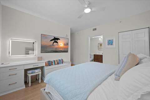 720 S Sapodilla Avenue #204, West Palm Beach FL - photo 11 of 33