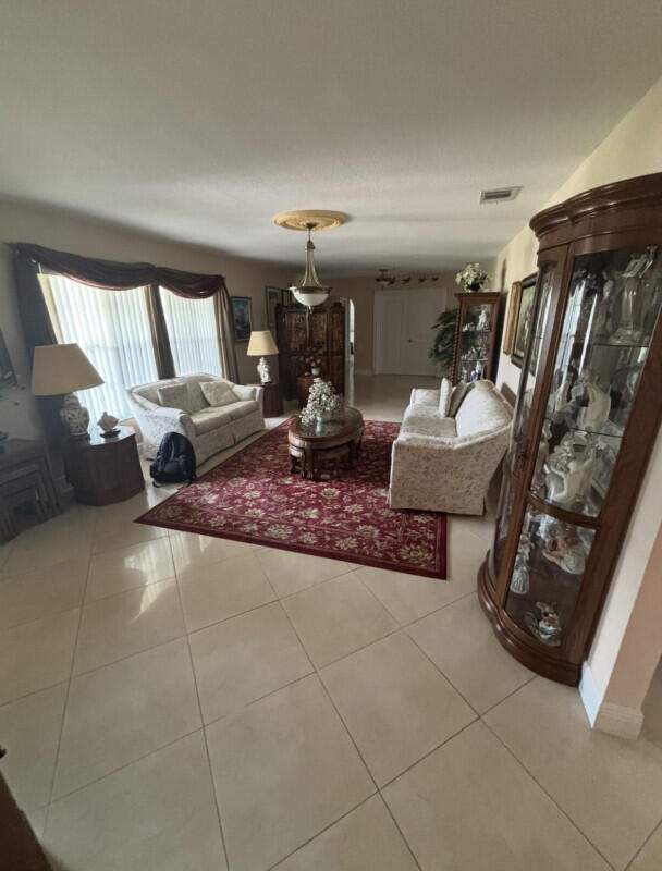 4 bedroom Single Family Residence at 1898 SE Hanby Avenue, South Port St Lucie Unit 14, Port St. Lucie — photo 3