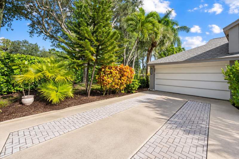 4 bedroom Townhouse at 2402 Landings Boulevard, Landings At River Bridge, Greenacres — photo 2