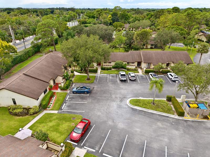 2 bedroom Villa at 13 Bay Cedar Court, Strathmore Gate I Unit One, Royal Palm Beach — photo 5