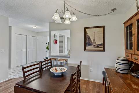 13 Bay Cedar Court, Royal Palm Beach FL - photo 6 of 34