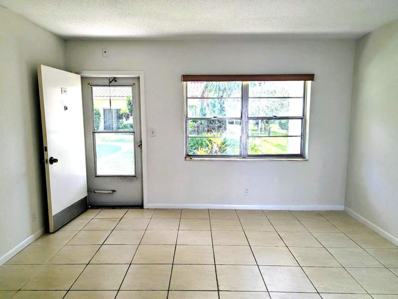 1 bedroom Condominium at 1481 S Ocean Boulevard #129C, Leisure Gardens Condo, Pompano Beach — photo 4