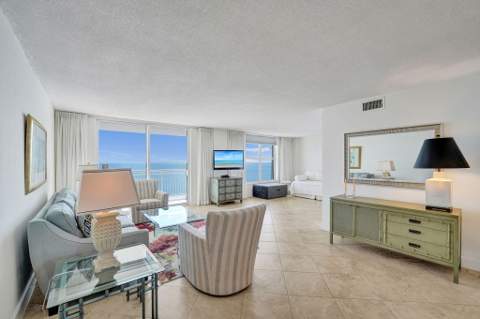 1051 Hillsboro Mile #906E, Hillsboro Beach FL - photo 20 of 48