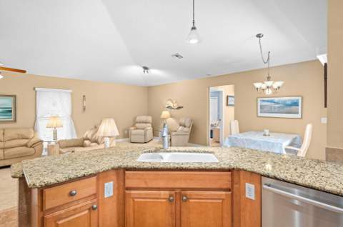 2891 SE Buccaneer Circle, Port St. Lucie FL - photo 12 of 35