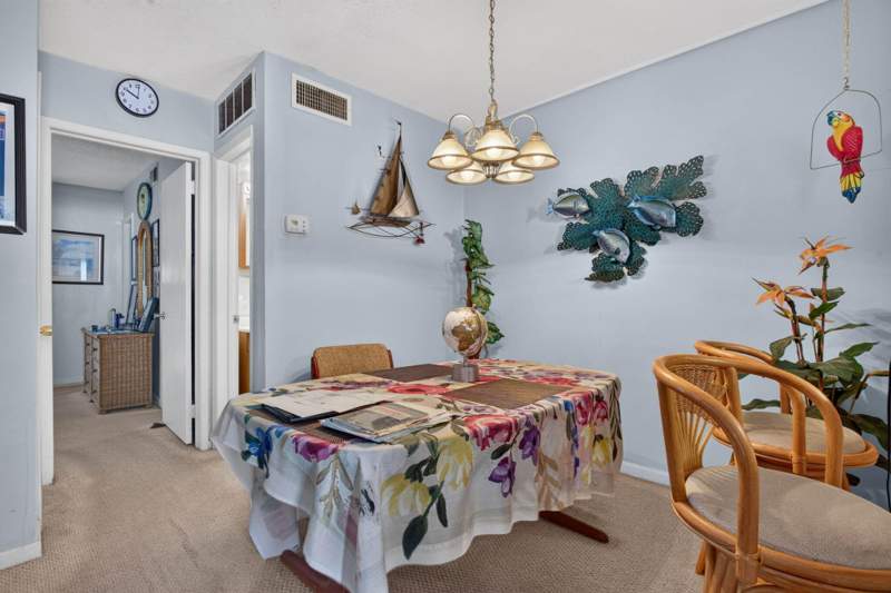 1 bedroom Condominium at 39th St NE 39 Street, Lighthouse Point Gardens South, Lighthouse Point — photo 4