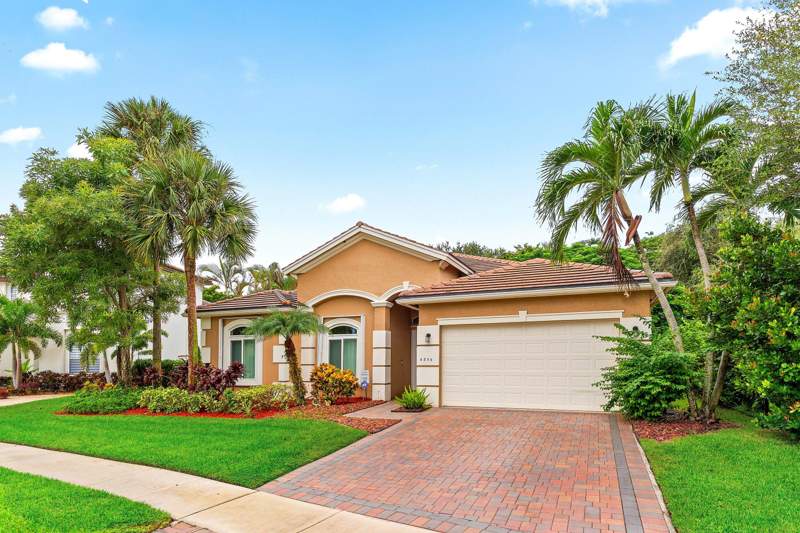 5 bedroom Single Family Residence at 6856 Houlton Circle, Journeys End 3, Lake Worth — photo 2