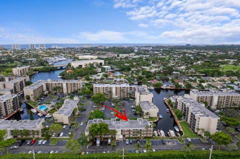 16 Royal Palm Way #205, Boca Raton FL - photo 24 of 39