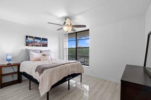 16 Royal Palm Way #205, Boca Raton FL - photo 14 of 39