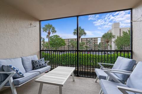 16 Royal Palm Way #205, Boca Raton FL - photo 17 of 39