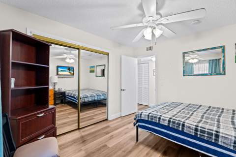 6095 N Sabal Palm Boulevard #207, Tamarac FL - photo 20 of 41