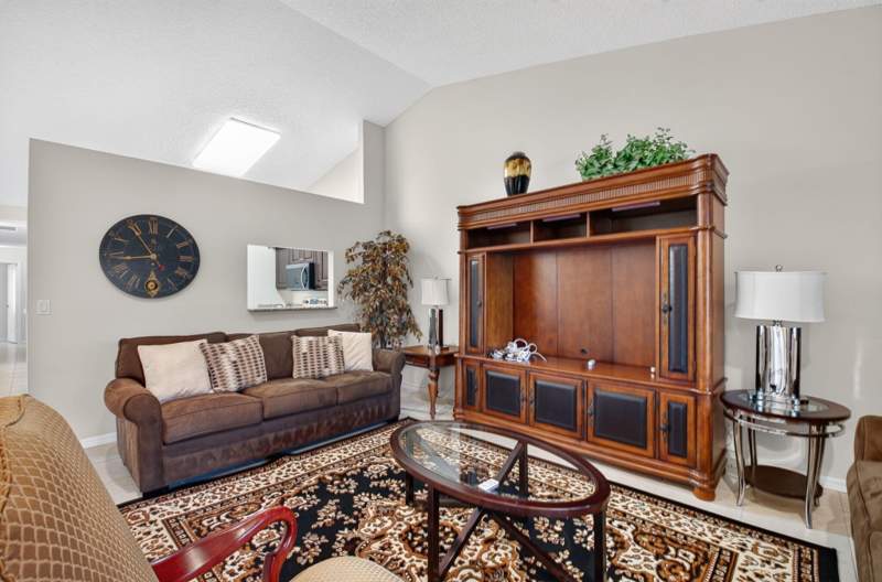 3 bedroom Villa at 6100 Petunia Road, Floral Lakes , Delray Beach — photo 4