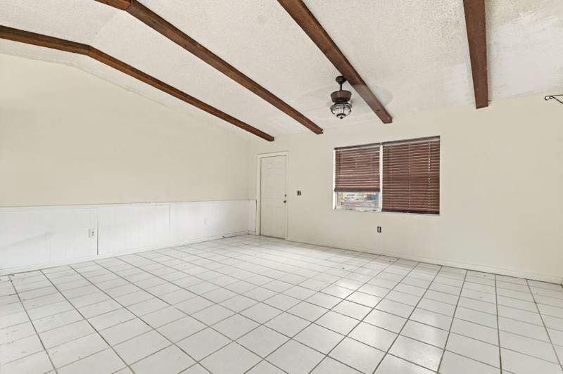2 bedroom Single Family Residence at 326 SE Dalva Avenue, Port St Lucie Section 18, Port St. Lucie — photo 3