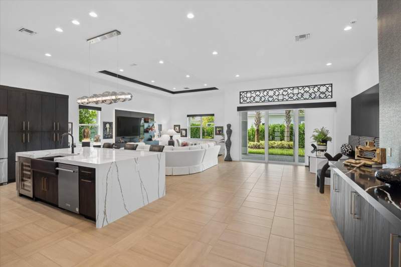 3 bedroom Single Family Residence at 10031 Timber Creek Way, Avenir Site Plan 2 Pod, Palm Beach Gardens — photo 5