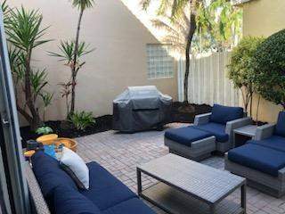 1115 Papaya Street, Hollywood FL - photo 12 of 12