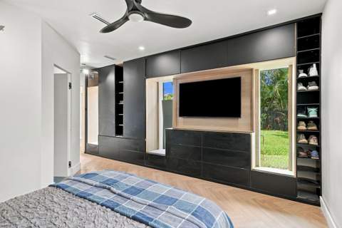 1525 NE 27th Street, Wilton Manors FL - photo 17 of 22