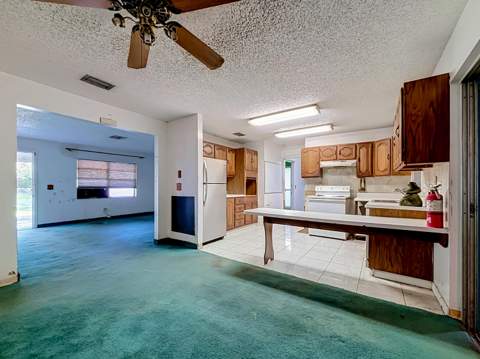 2930 Middle Road, Fort Pierce FL - photo 6 of 26