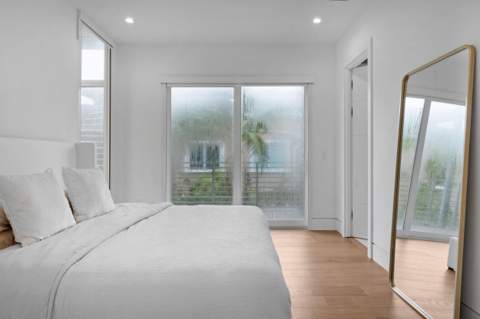 606 NE 8th Avenue, Fort Lauderdale FL - photo 22 of 44