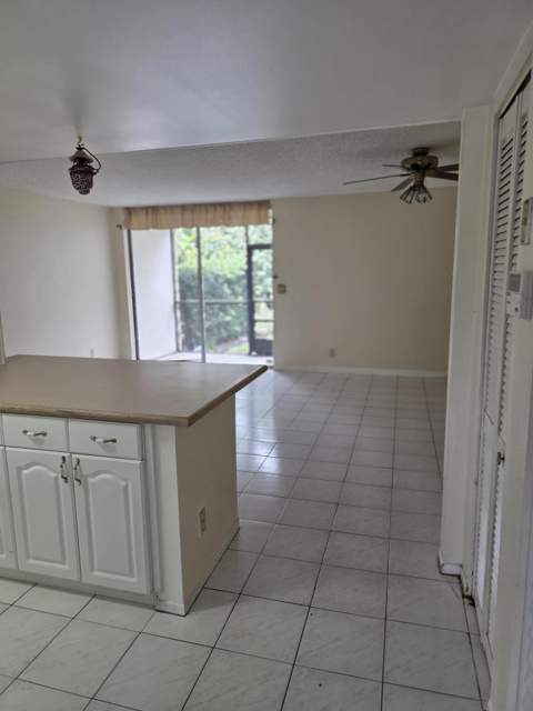 1001 Three Islands Boulevard #36, Hallandale Beach FL - photo 7 of 19