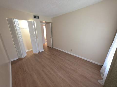 1001 Three Islands Boulevard #36, Hallandale Beach FL - photo 16 of 19