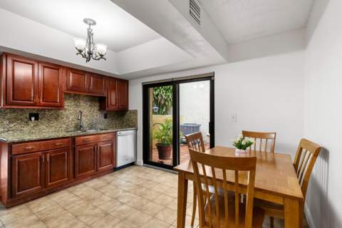 4051 SW 82nd Terrace, Davie FL - photo 9 of 33