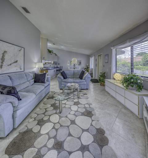 815 Andrew Redding Road #201, Lantana FL - photo 8 of 32