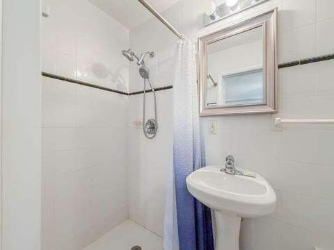 116 SW 10th Court, Boynton Beach FL - photo 12 of 28