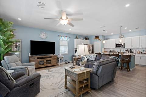 5504 Deleon Avenue, Fort Pierce FL - photo 18 of 69