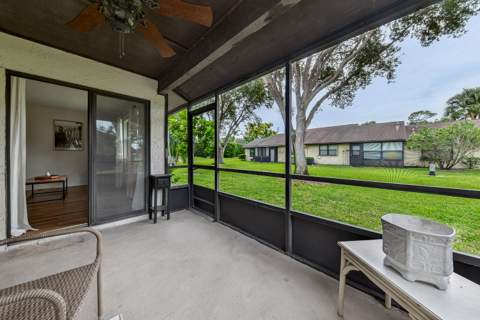 13 Bay Cedar Court, Royal Palm Beach FL - photo 14 of 34