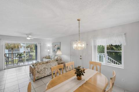 105 SE Village Drive, Port St. Lucie FL - photo 10 of 57