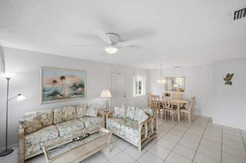 105 SE Village Drive, Port St. Lucie FL - photo 11 of 57