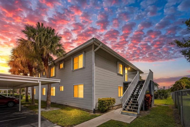 3 bedroom Condominium at 105 SE Village Drive, The Fountains Of St Lucie, Port St. Lucie — photo 2