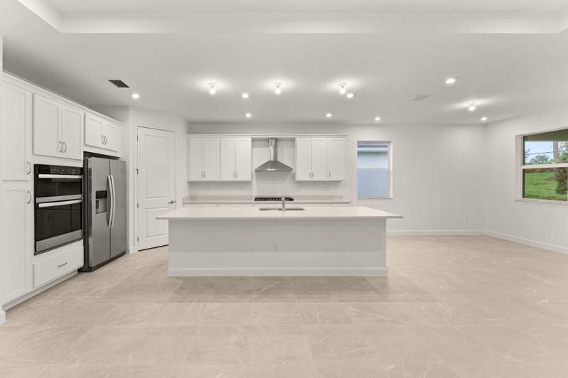 3 bedroom Single Family Residence at 11992 SW Pantone Street, Telaro At Southern Grove Phase 2 And 3, Port St. Lucie — photo 2