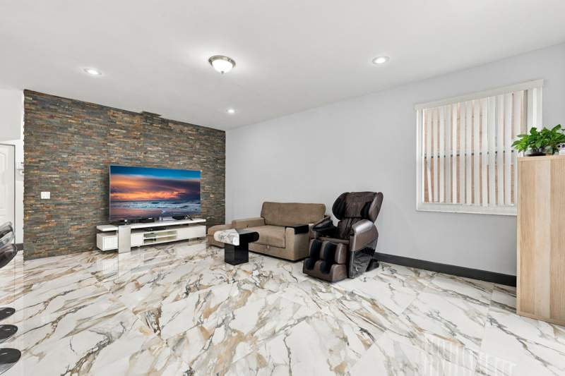 4 bedroom Single Family Residence at 18982 Adagio Drive, Lakes At Boca Raton Par E, Boca Raton — photo 5