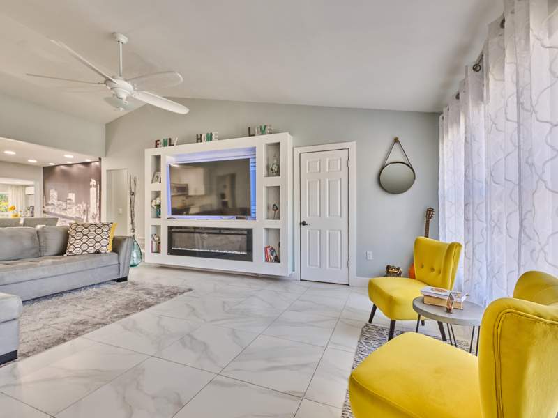 3 bedroom Single Family Residence at 9020 SW 8th Street, Sandalfoot Cove Sec 7 And 8, Boca Raton — photo 3