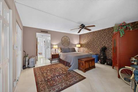 3251 Holiday Springs Boulevard #205, Margate FL - photo 11 of 20
