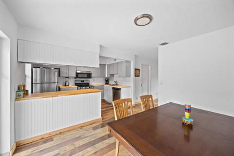 310 Sandtree Drive, Palm Beach Gardens FL - photo 8 of 39