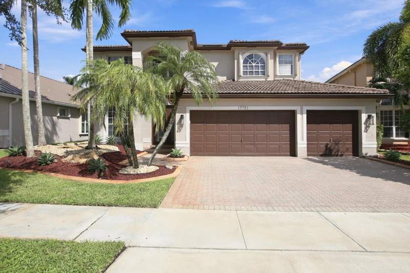 4 bedroom Single Family Residence at 17751 SW 34th Court, Silver Lakes Phase III Replat, Miramar — photo 3