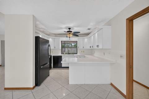 102 SW Evans Avenue, Port St. Lucie FL - photo 6 of 45