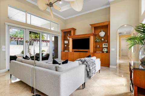 807 Floret Drive, Palm Beach Gardens FL - photo 10 of 37