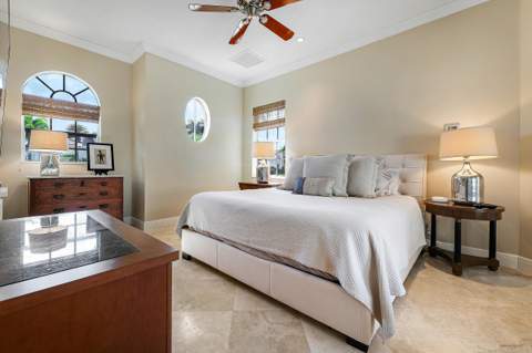 807 Floret Drive, Palm Beach Gardens FL - photo 23 of 37