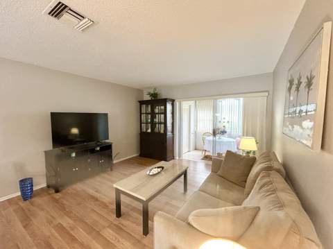2666 Emory Drive #D, West Palm Beach FL - photo 9 of 36