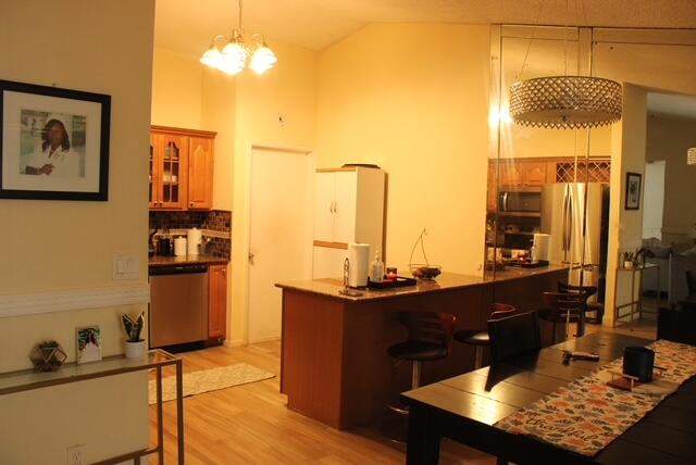 3 bedroom Single Family Residence at 18751 Shauna Manor Drive, Weitzer Sub 1, Boca Raton — photo 2