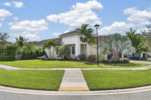 16065 Key Biscayne Lane, Westlake FL - photo 7 of 87