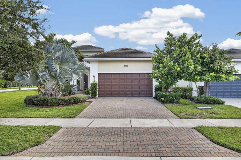 2 bedroom Single Family Residence at 16065 Key Biscayne Lane, Cresswind Palm Beach, Westlake — photo 3