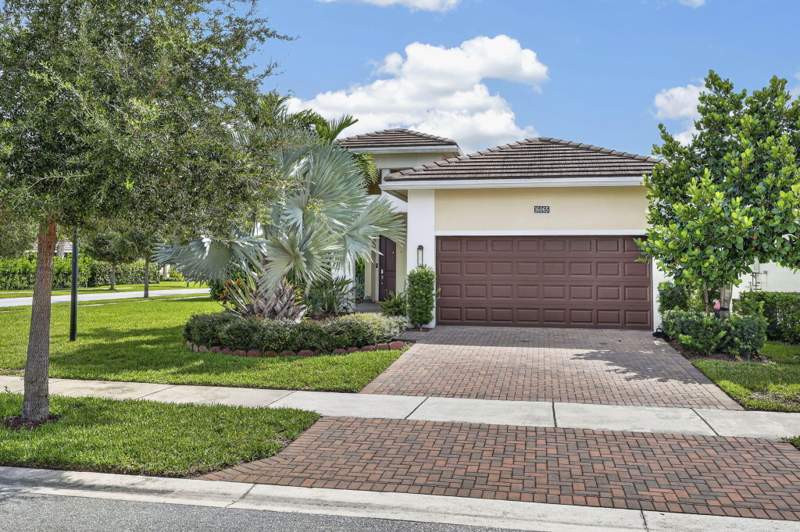 2 bedroom Single Family Residence at 16065 Key Biscayne Lane, Cresswind Palm Beach, Westlake — photo 2