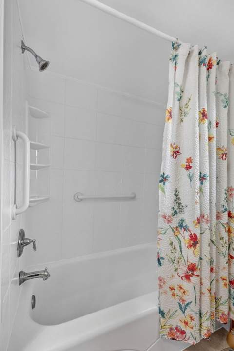 3871 Via Poinciana #407, Lake Worth FL - photo 9 of 67