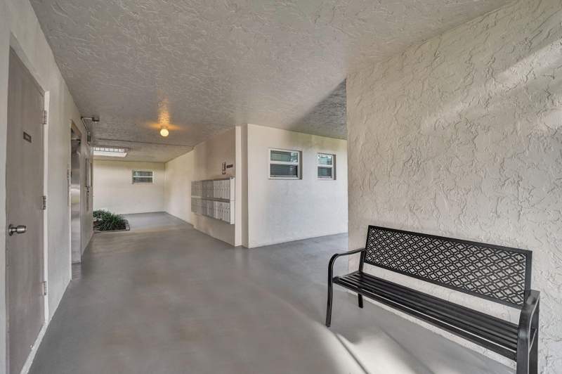 2 bedroom Condominium at 9460 Poinciana Place #203, Poinciana 6 Of Pine Island Ridge, Davie — photo 4