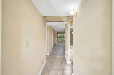 9460 Poinciana Place #203, Davie FL - photo 7 of 51